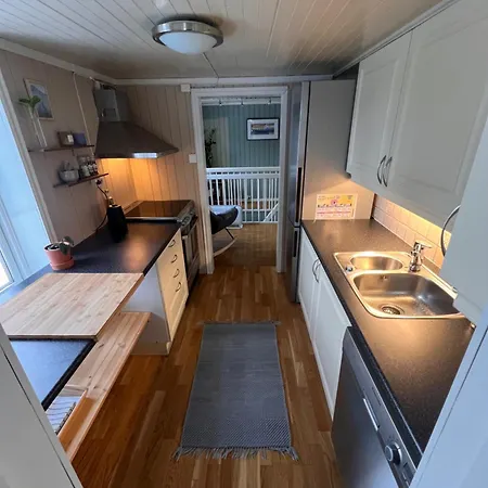 Charming Historic Your Ideal Getaway * Tromsø