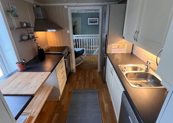 Charming Historic Your Ideal Getaway * Tromsø