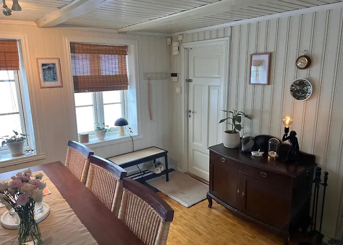 Апартаменты Charming Historic Your Ideal Getaway *